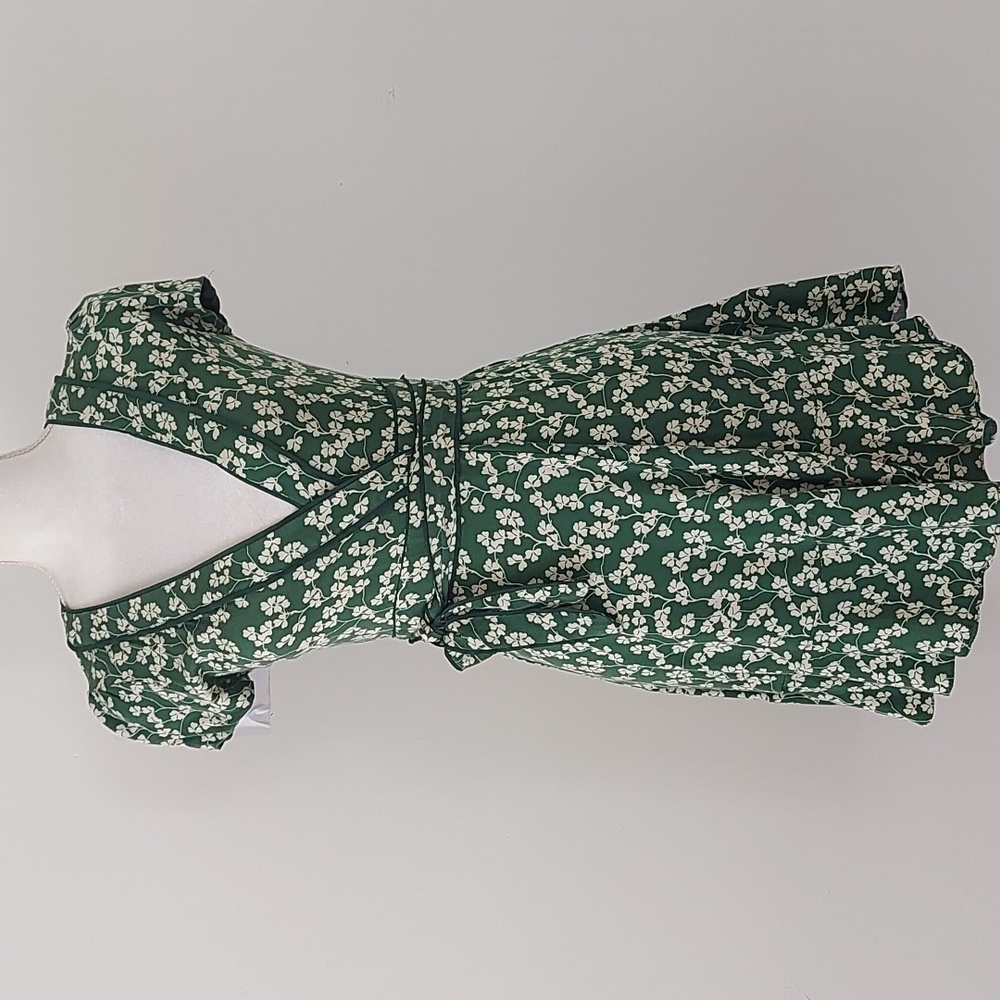 Urban Outfitters Kimchi Blue Rita Green Clover Floral Wrap Mini Dress XS (10) - Picture 14 of 15